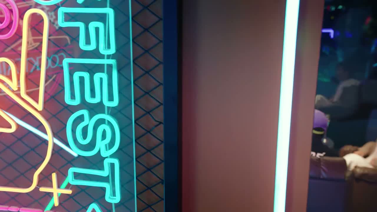 怎么样 裴总 惊喜吧 我能干吧