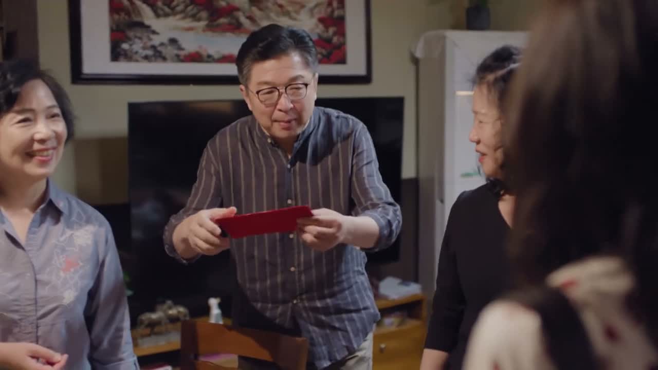 这是爸爸妈妈的心意