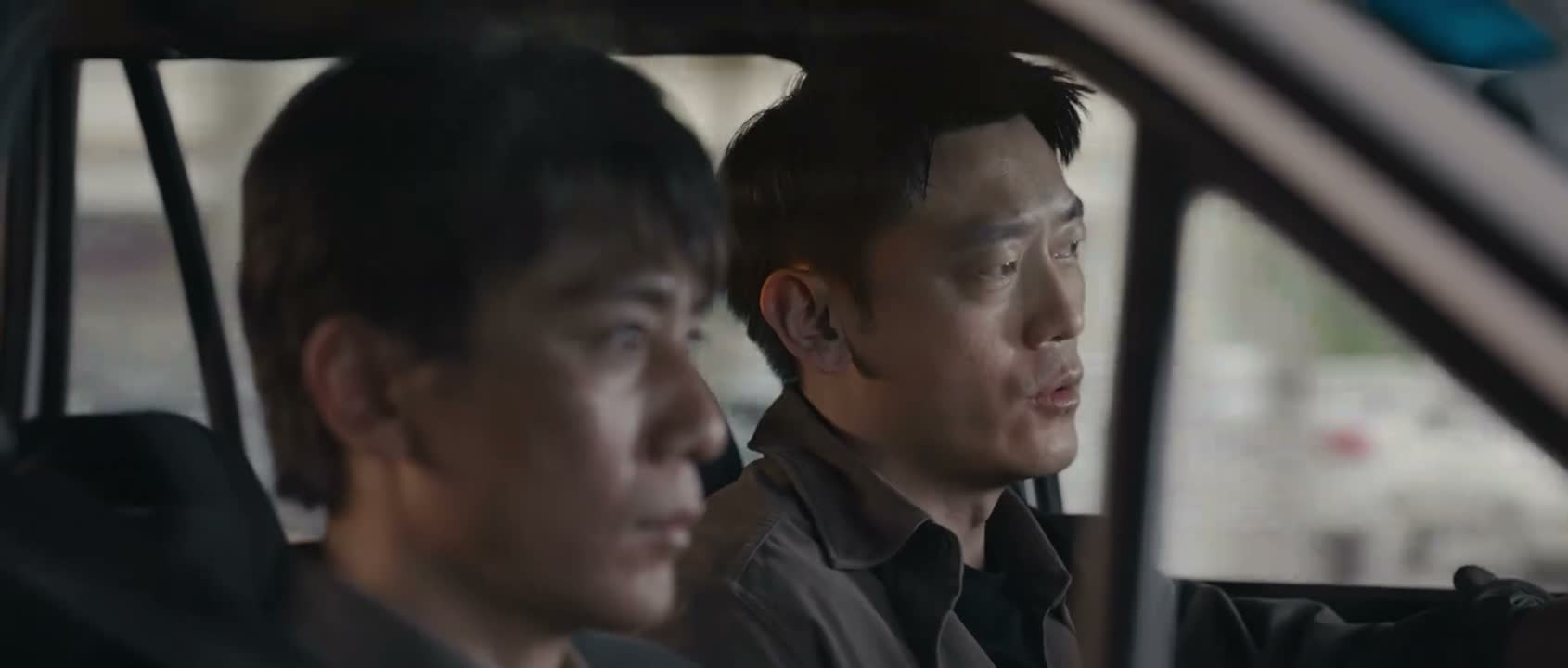 还得确认参与过抢劫案