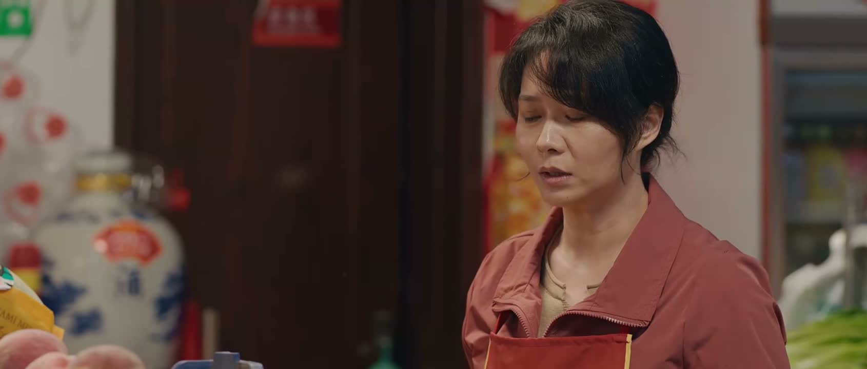 后来手上提着东西走的