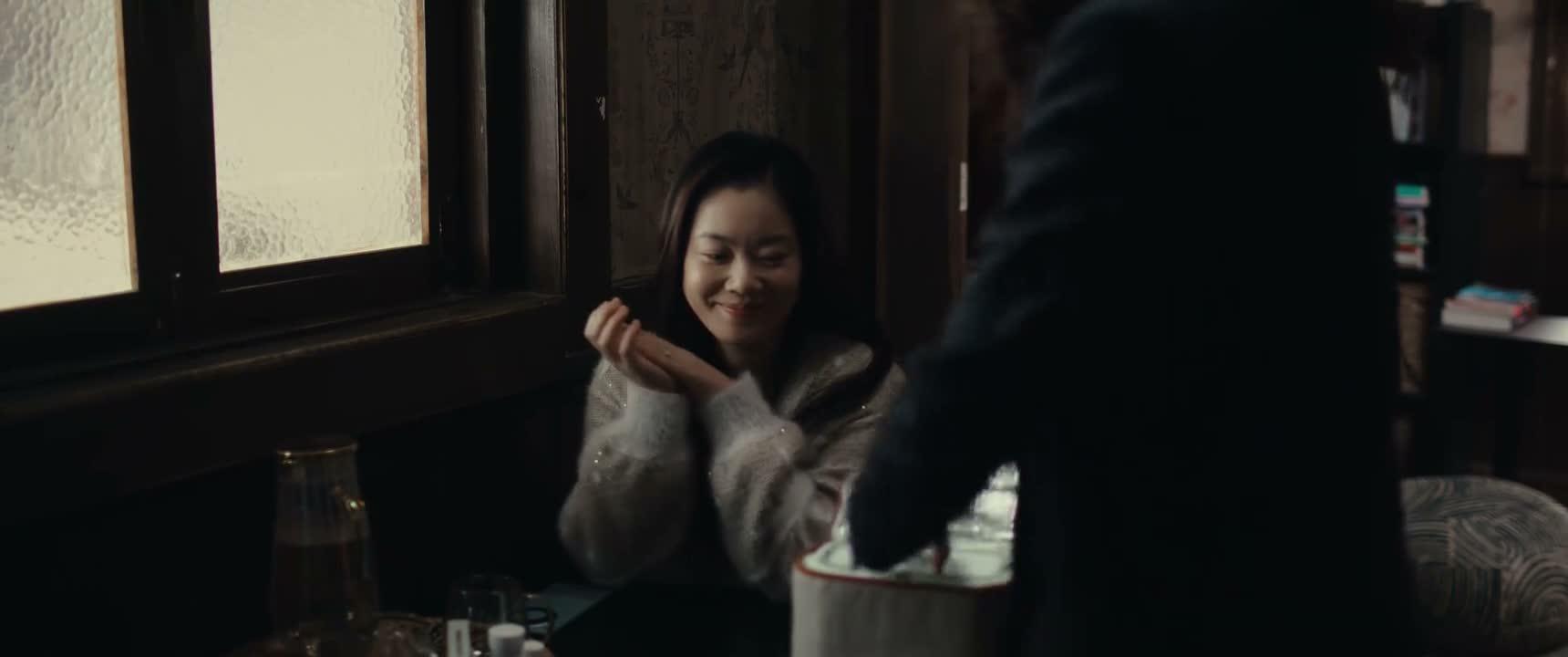 你干吗不告诉他你做手术了