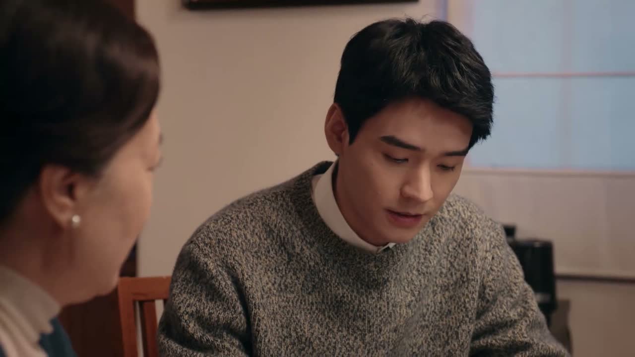 跟你爸 较什么劲呀