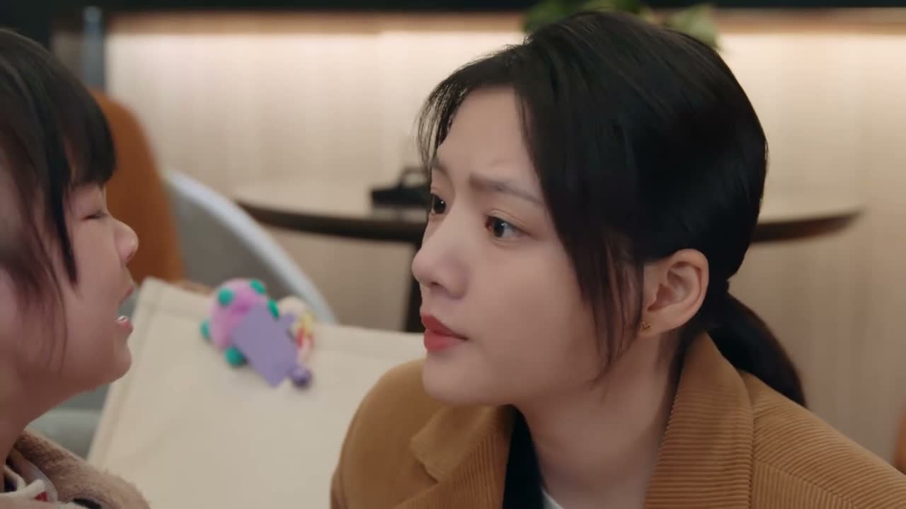 一哭把他们吵醒了是不是