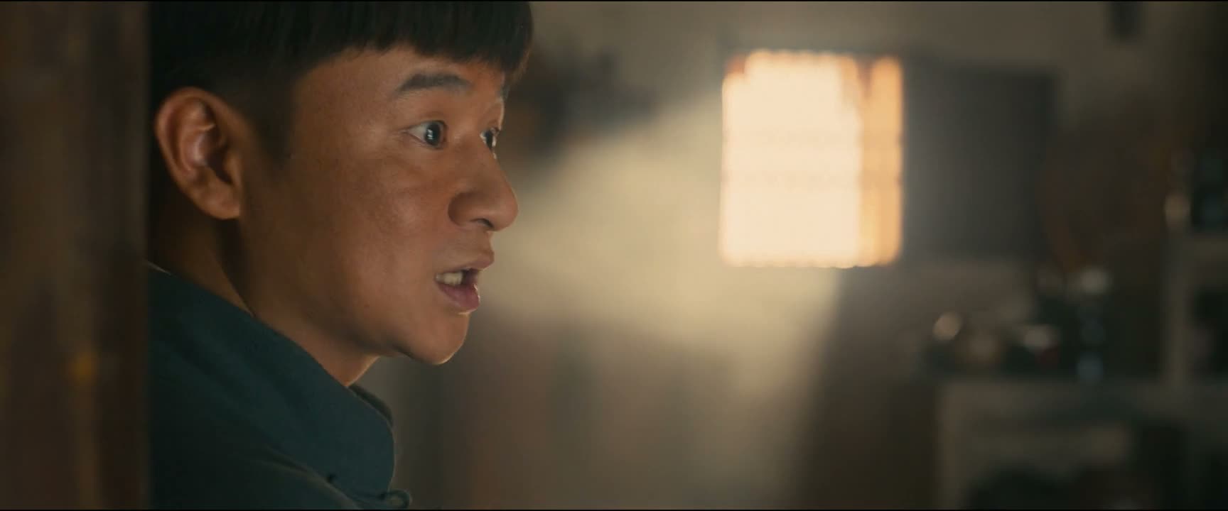 给他做一个大馅的包子