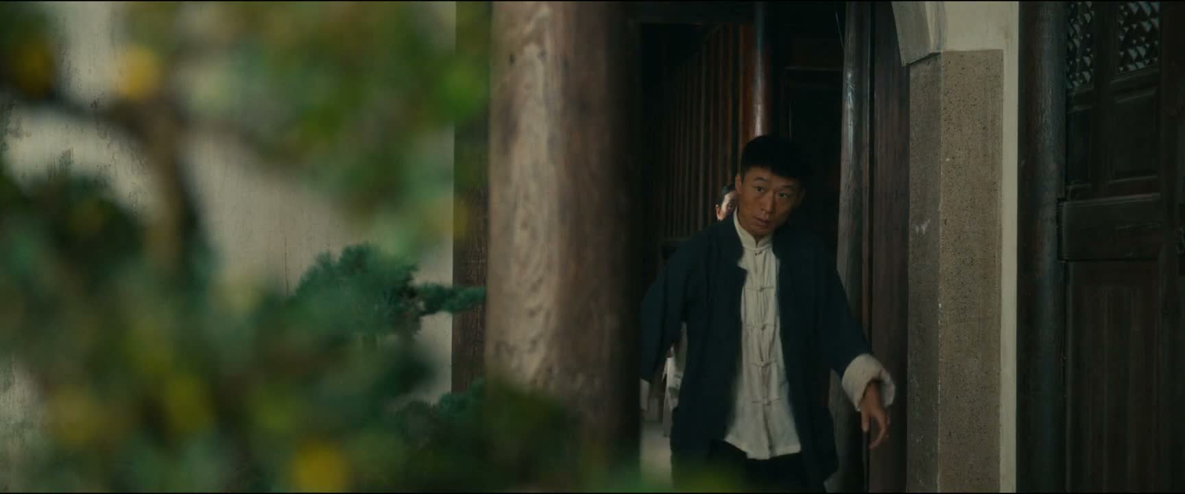 光 光着身子骂曹操那个 叫什么来着
