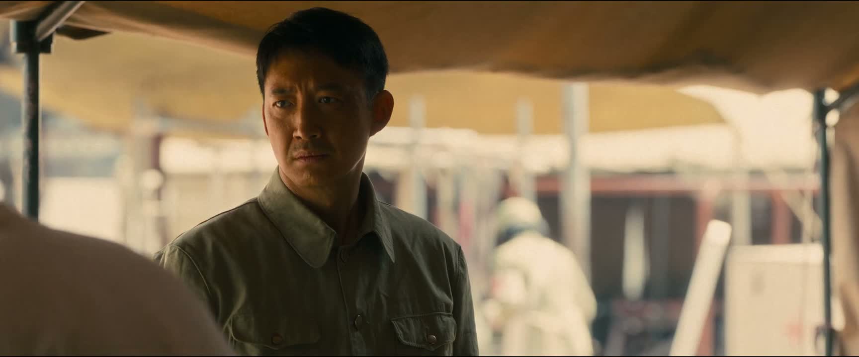 我理解 人到最后 都是要保自己的命