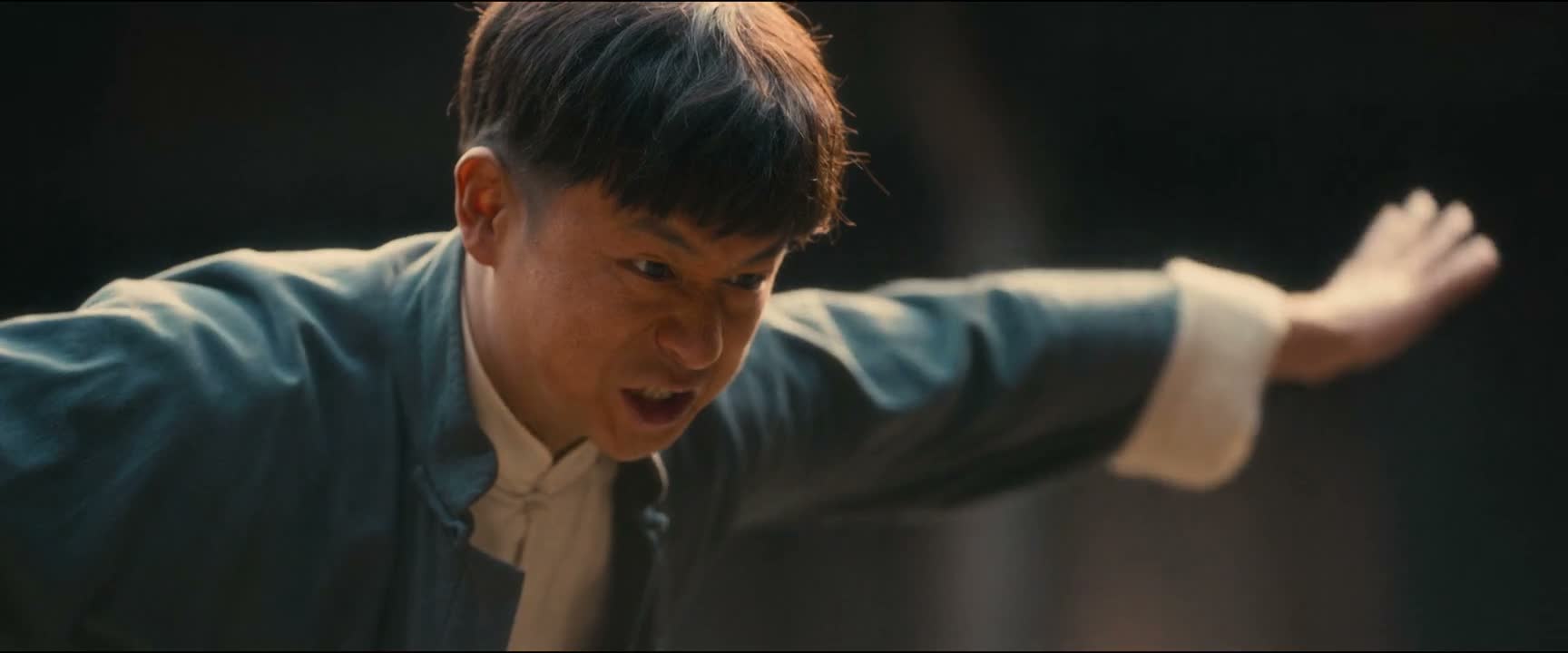 向下俯冲