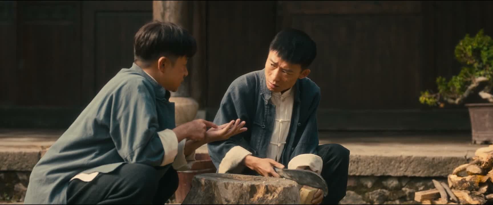 专找人多的地方
