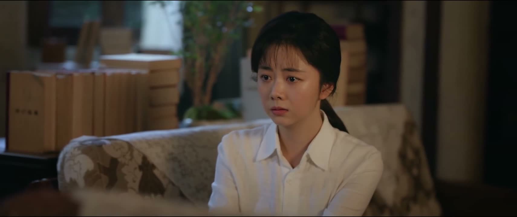 咱们先吃饭吧 你都饿一天了