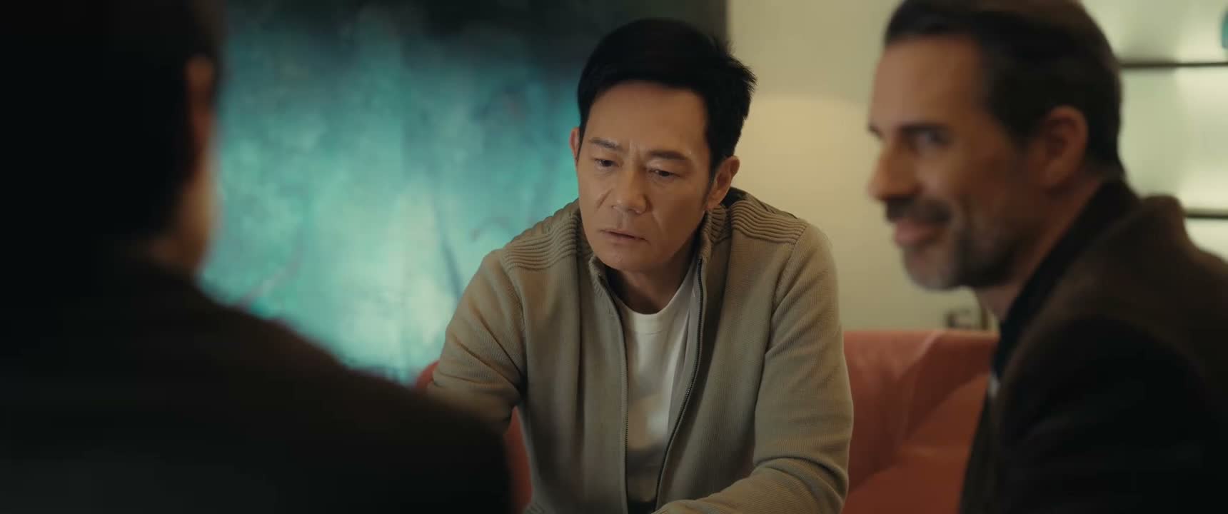 他会私底下见你吗