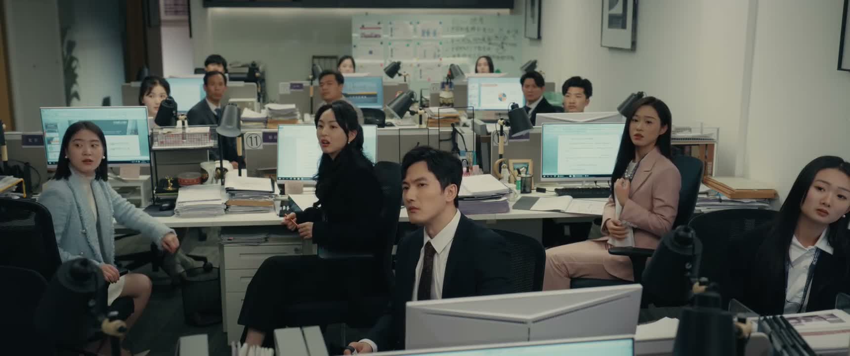为什么 凭什么是我啊 你不要解释