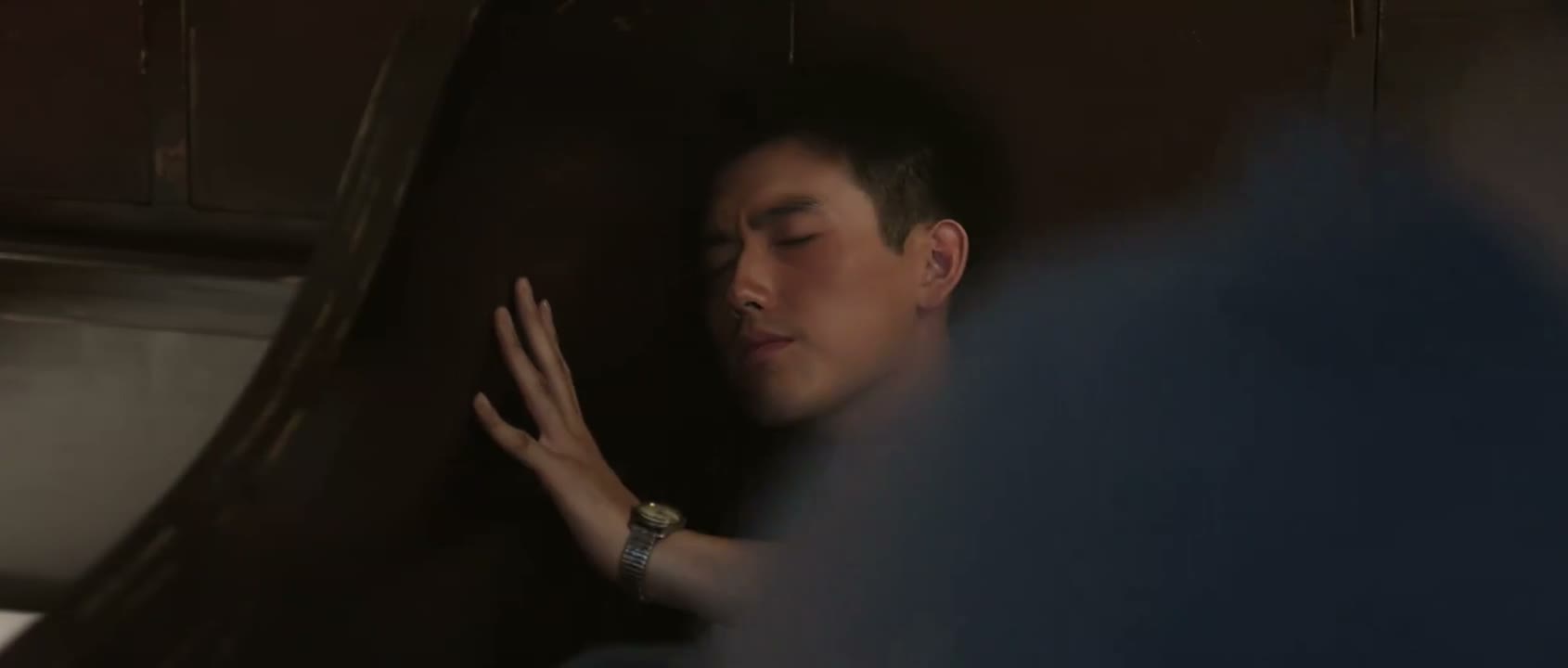 你这么躲 能躲得过去啊