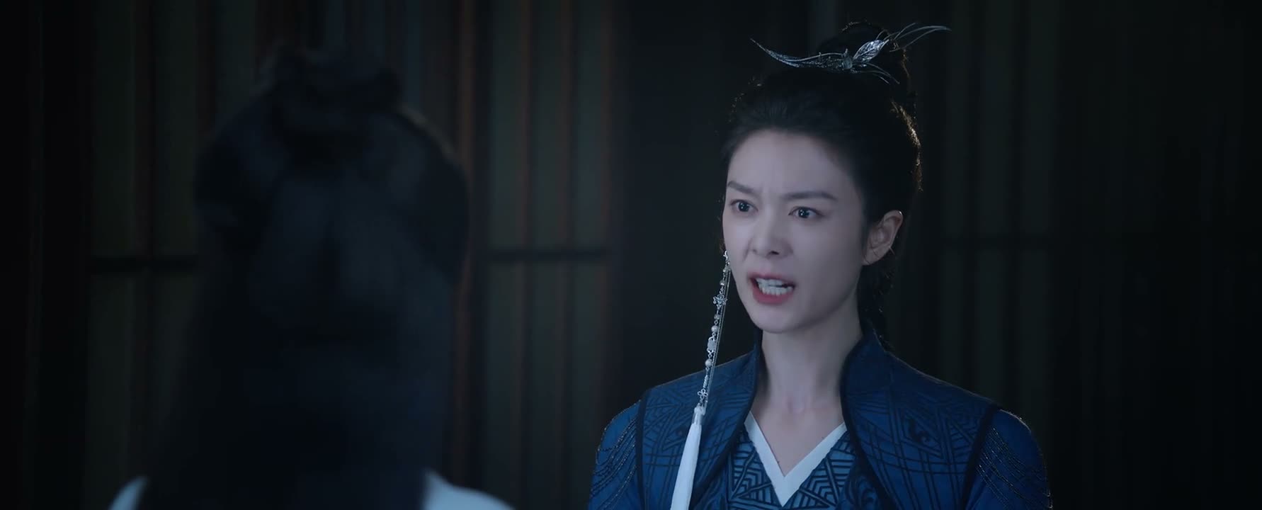 难免会在她身上吃亏
