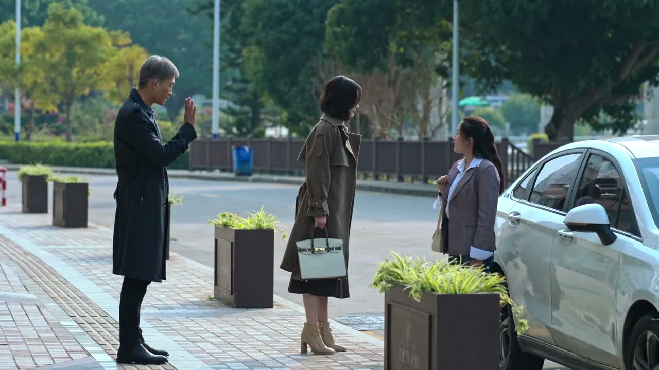 留步吧 行 再约你啊 拜拜 好