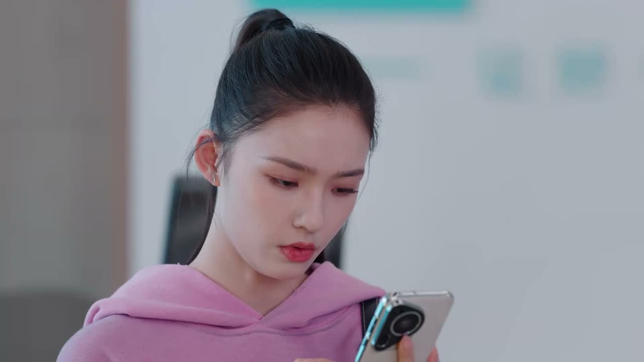 周暮岩根本不看啊