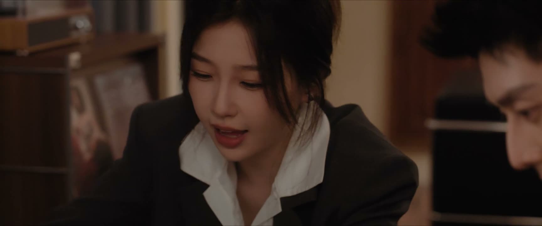 来乖乖 把眼睛闭上
