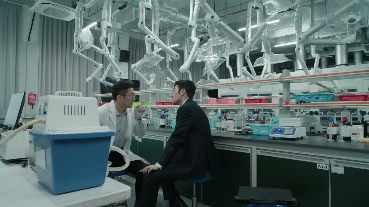 跟他们斗争到底