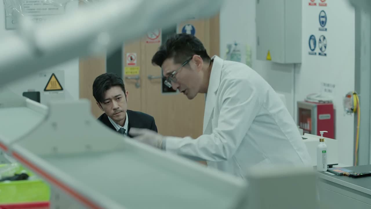 他们都是趋炎附势