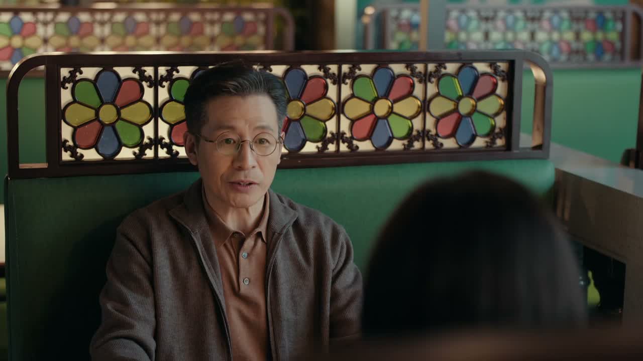 舆论的风口浪尖上