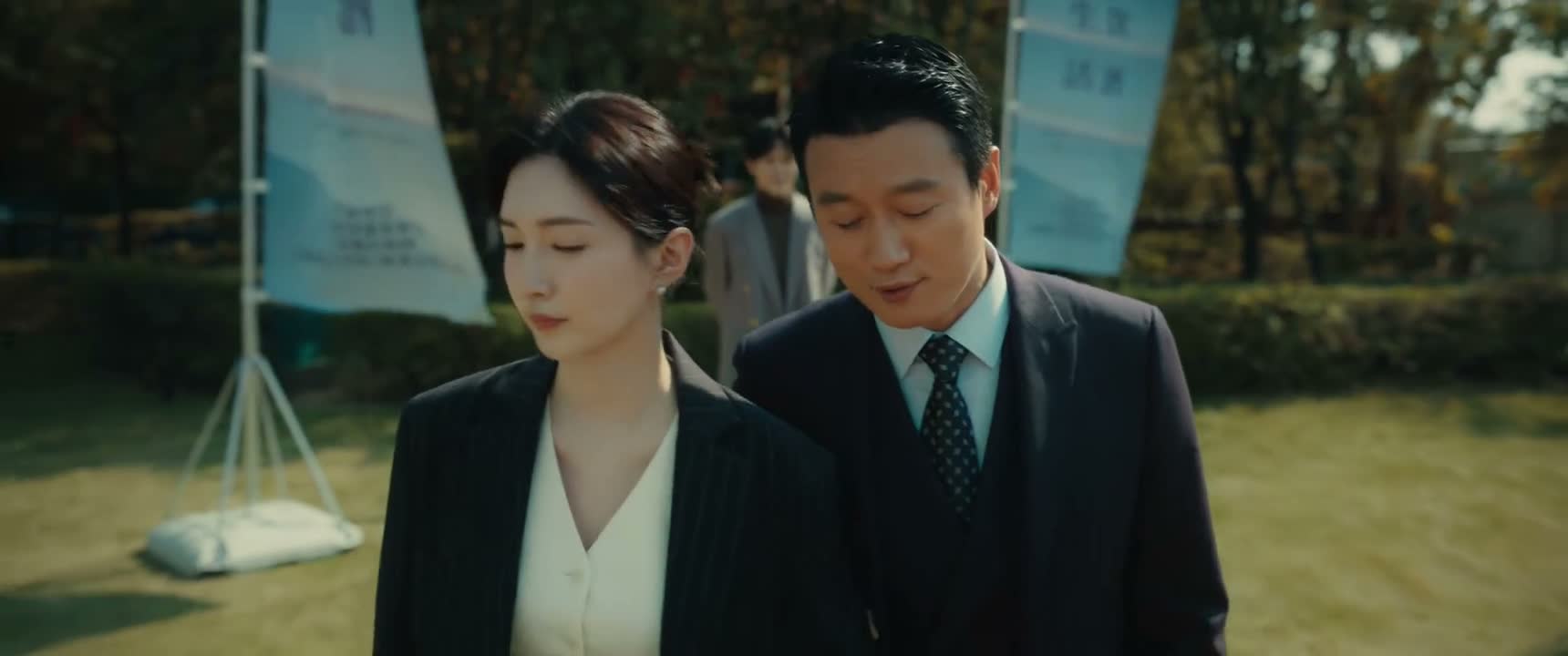 都是我求了几个大客户才请来的