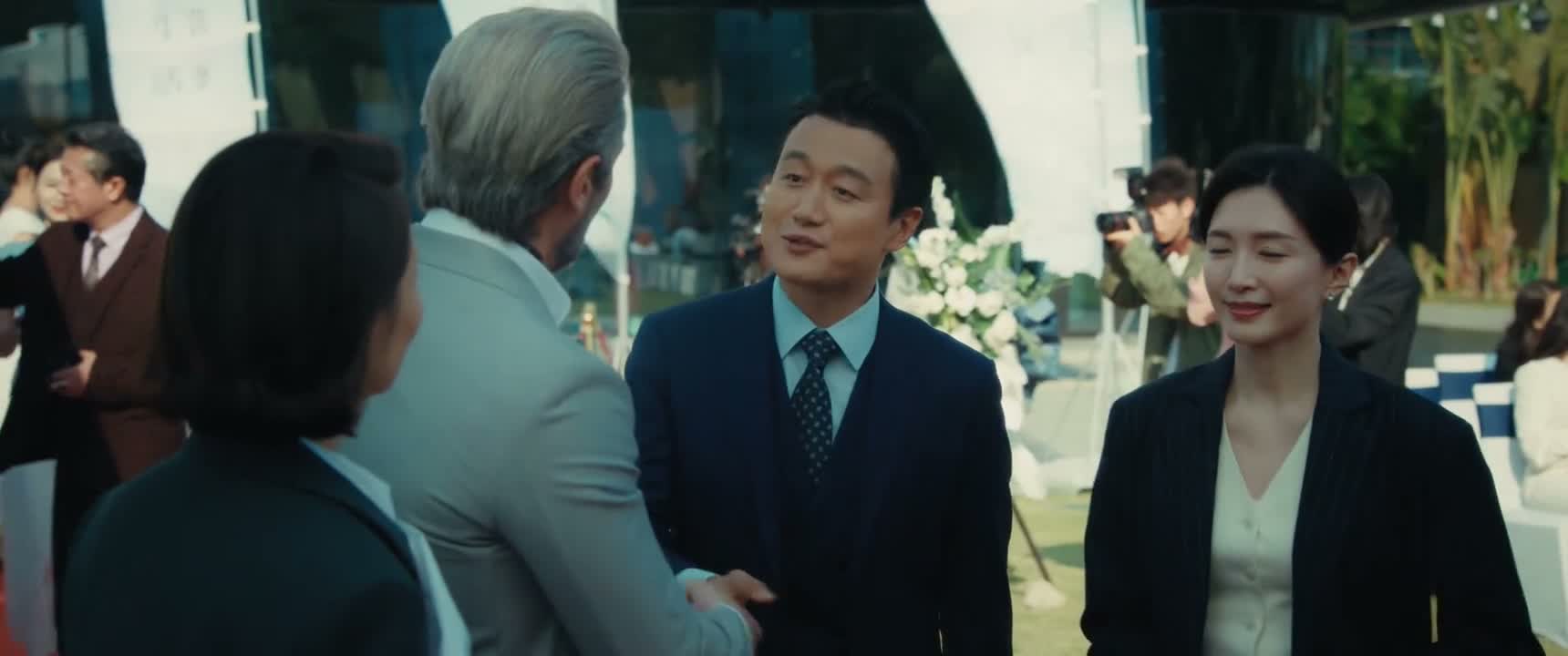 都是我太太一手操持的 对了