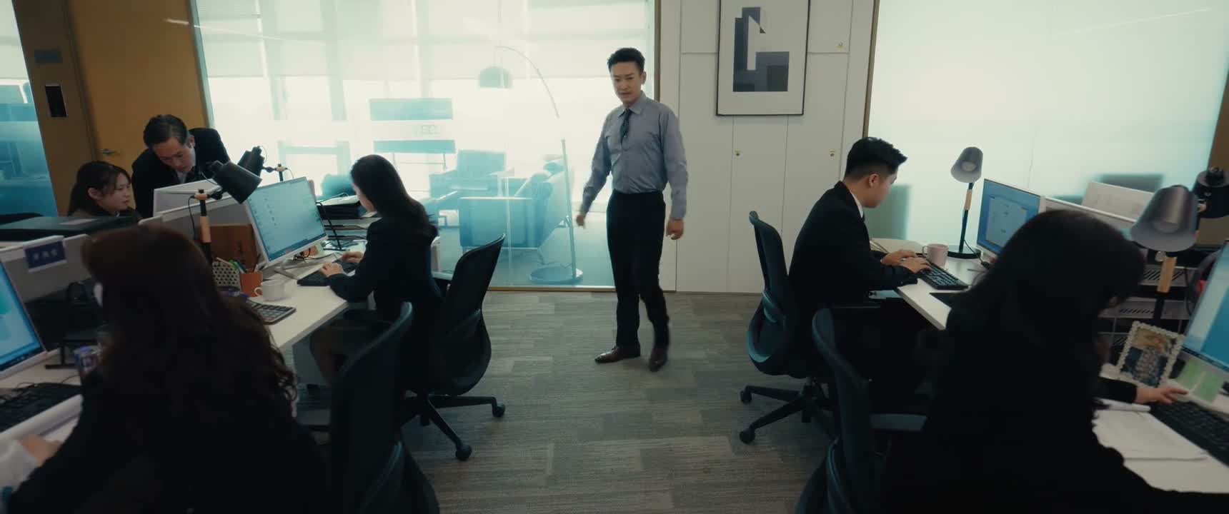 上班的时候别瞎聊天