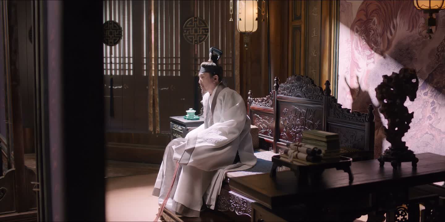 让他感受感受 贫民的艰苦
