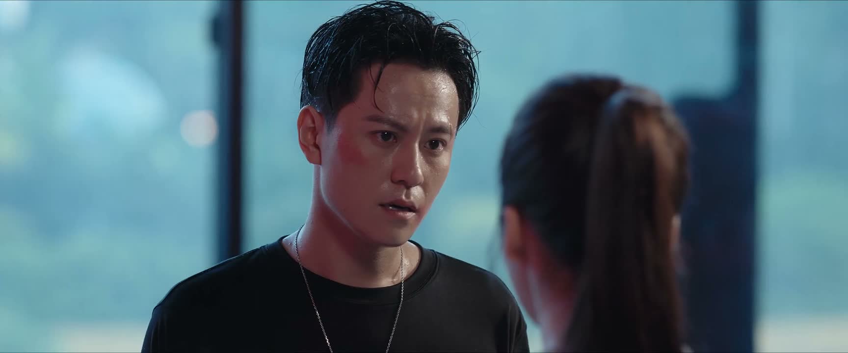 还真是一刻也不消停呀 我有问题要问你