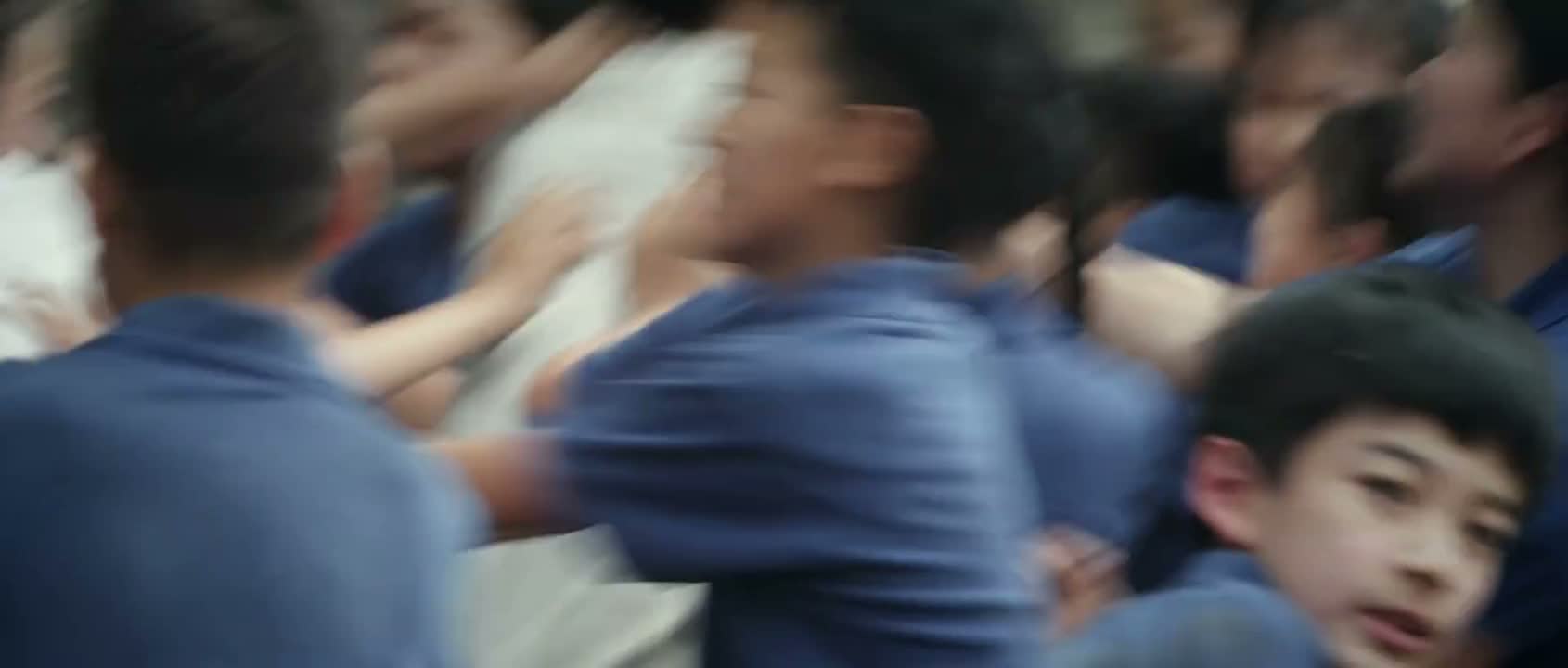 上啊 打死他 赶紧揍他