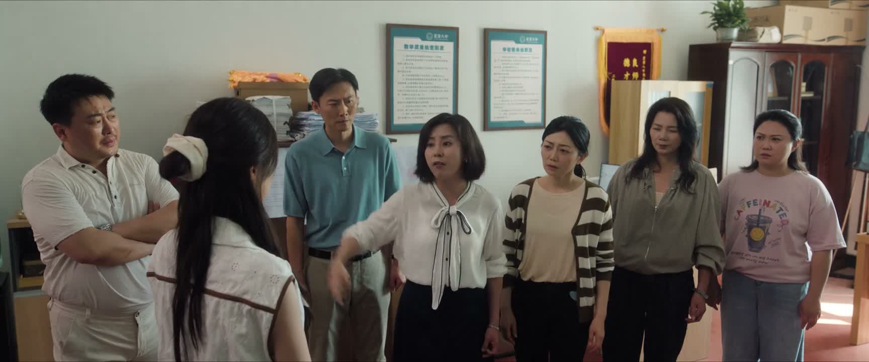 我马上逼问他怎么回事 这他才跟我说
