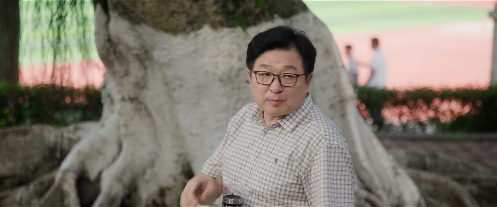 这次你们赢了足球比赛 学校真的为你们高兴