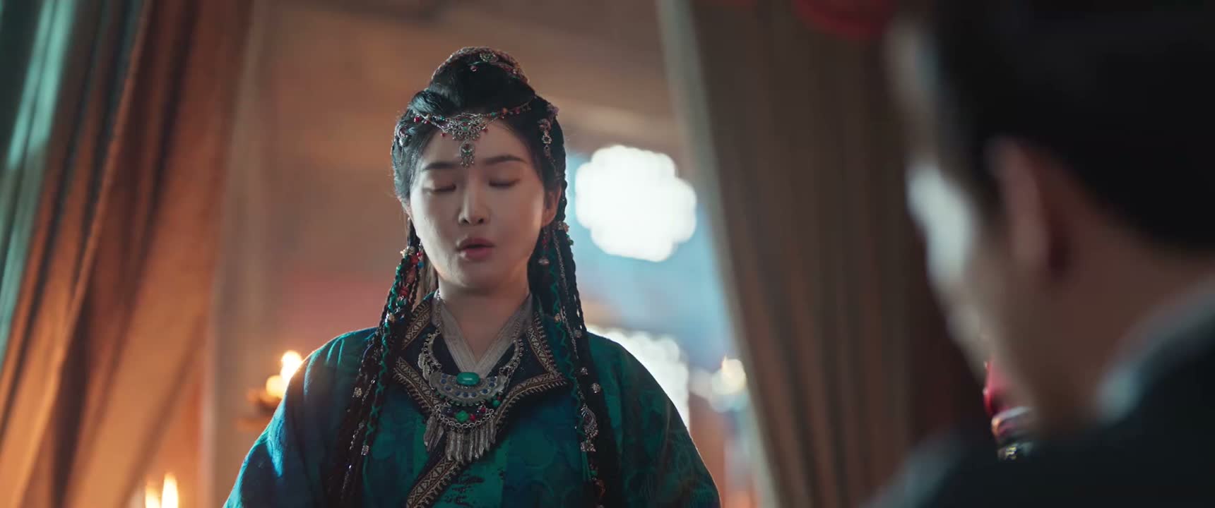王上让我给安郡王带句话