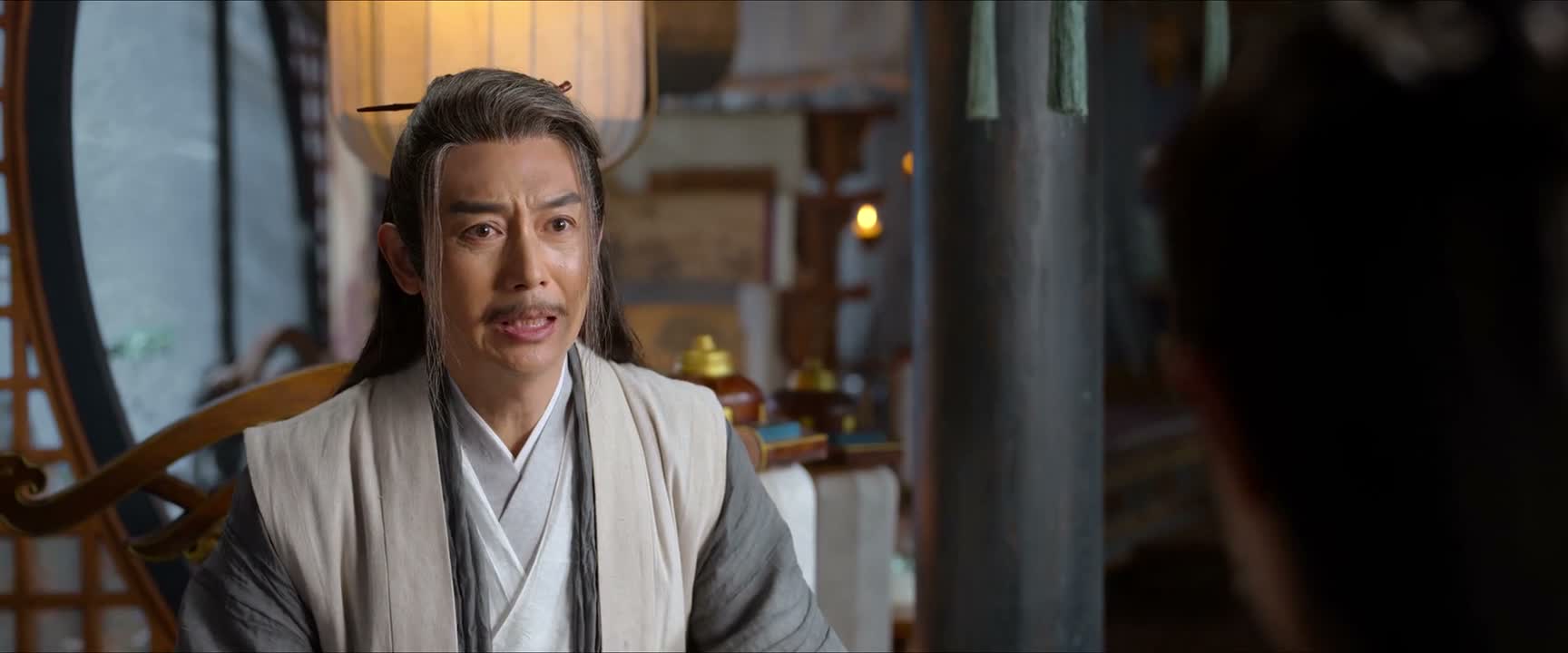 应该给师祖您磕个头