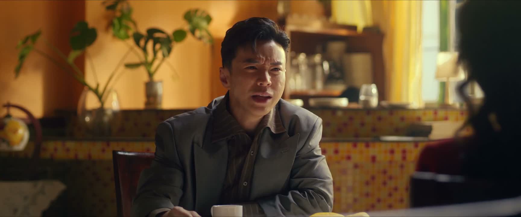就有能力让她立刻消失 算了吧