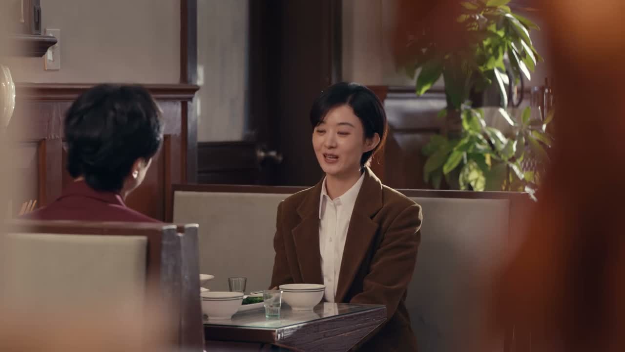 那我就 不跟你绕弯子了啊