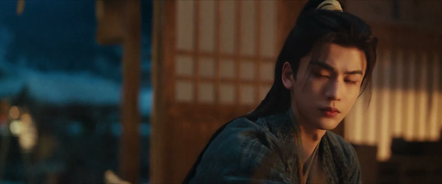 加起来得二两银子往上吧
