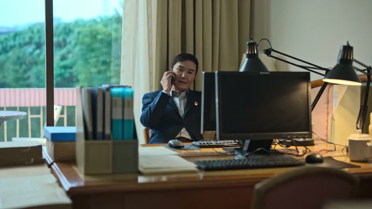 多得都快摆不下了