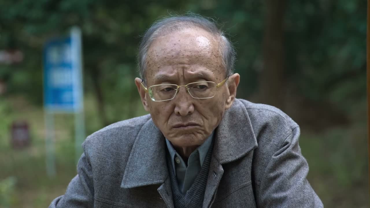 我跟他呢 打小一起长大