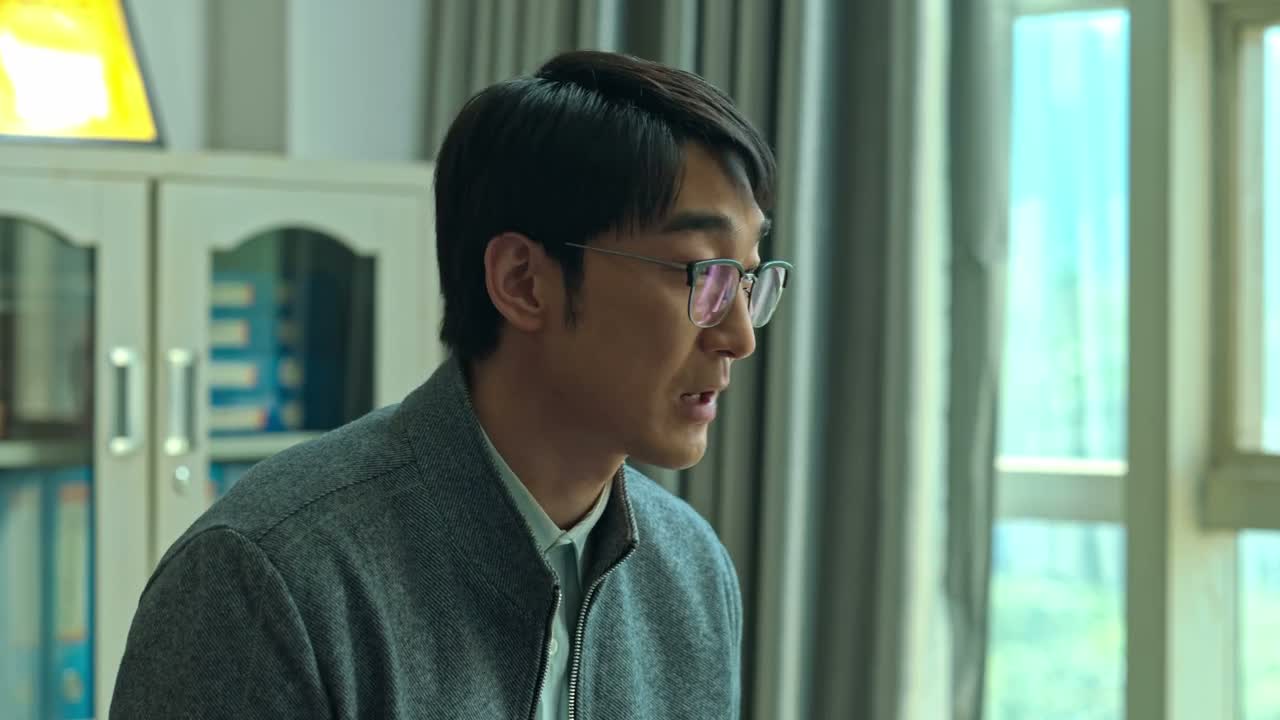 他才会感恩戴德