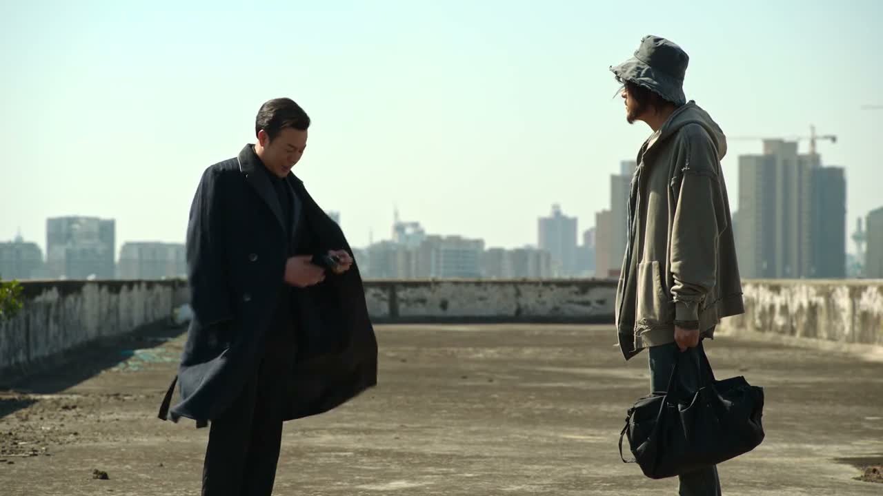 她肯定想你了 给她打一个