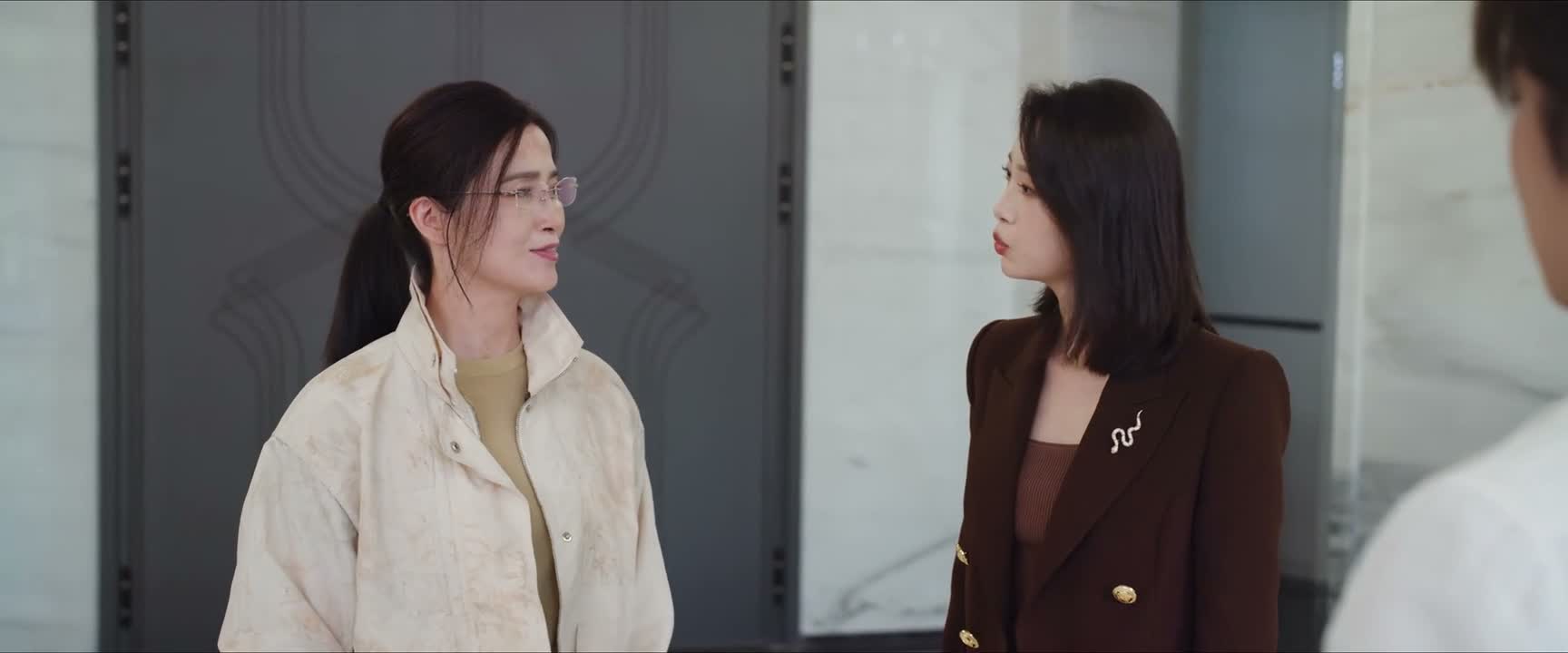 你说你一个土木系教授 又不是包工头