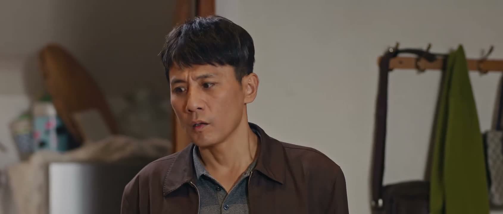 我们就自己做主给你们选了一套