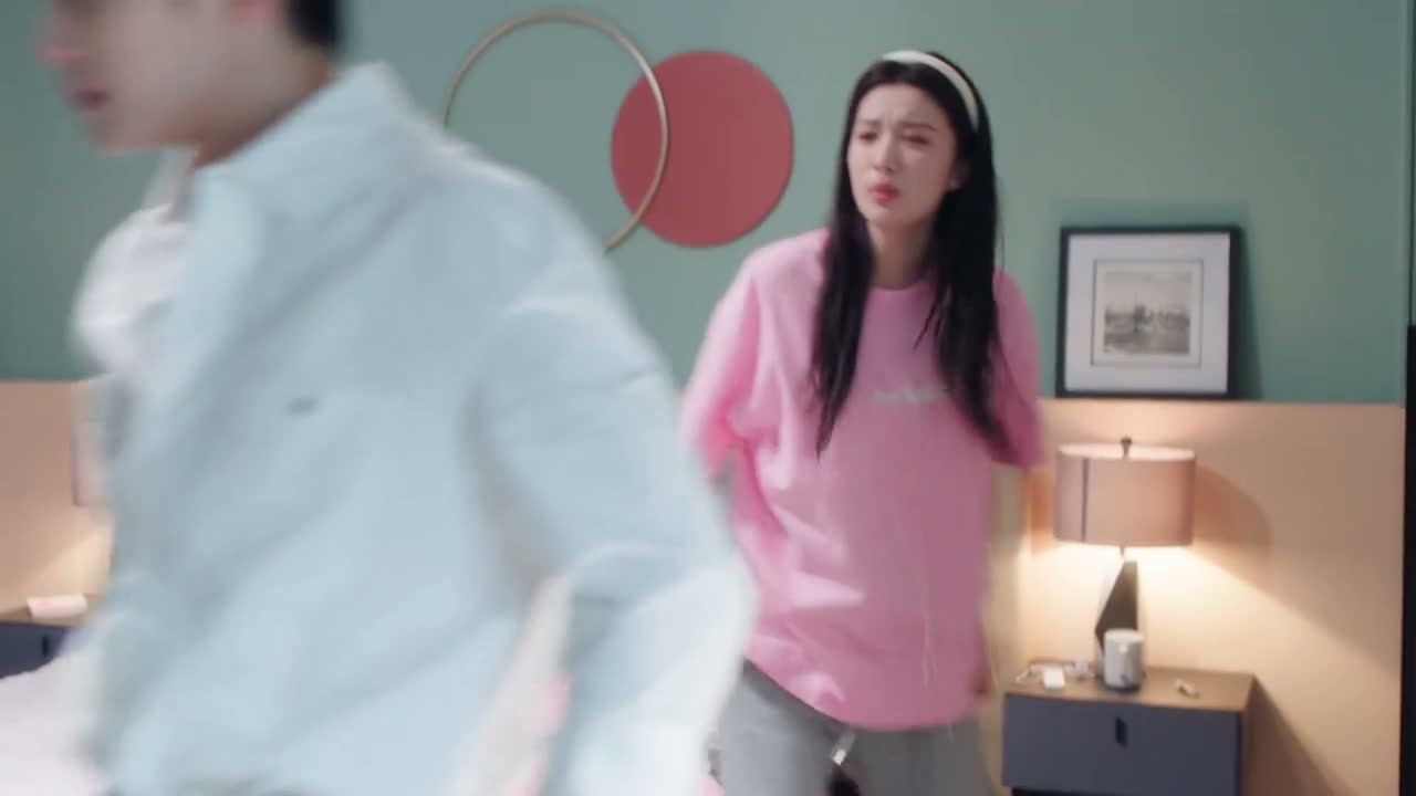 你是不是精神分裂呀