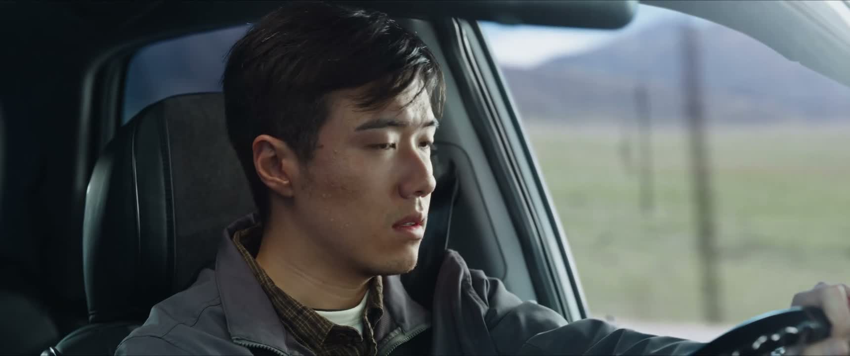 咋办 再开快一点呀 不是 我说后边