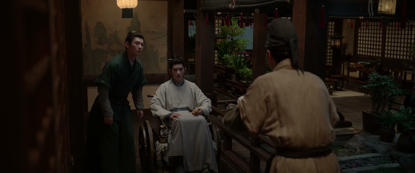 她改进过的粥 您趁热喝吗
