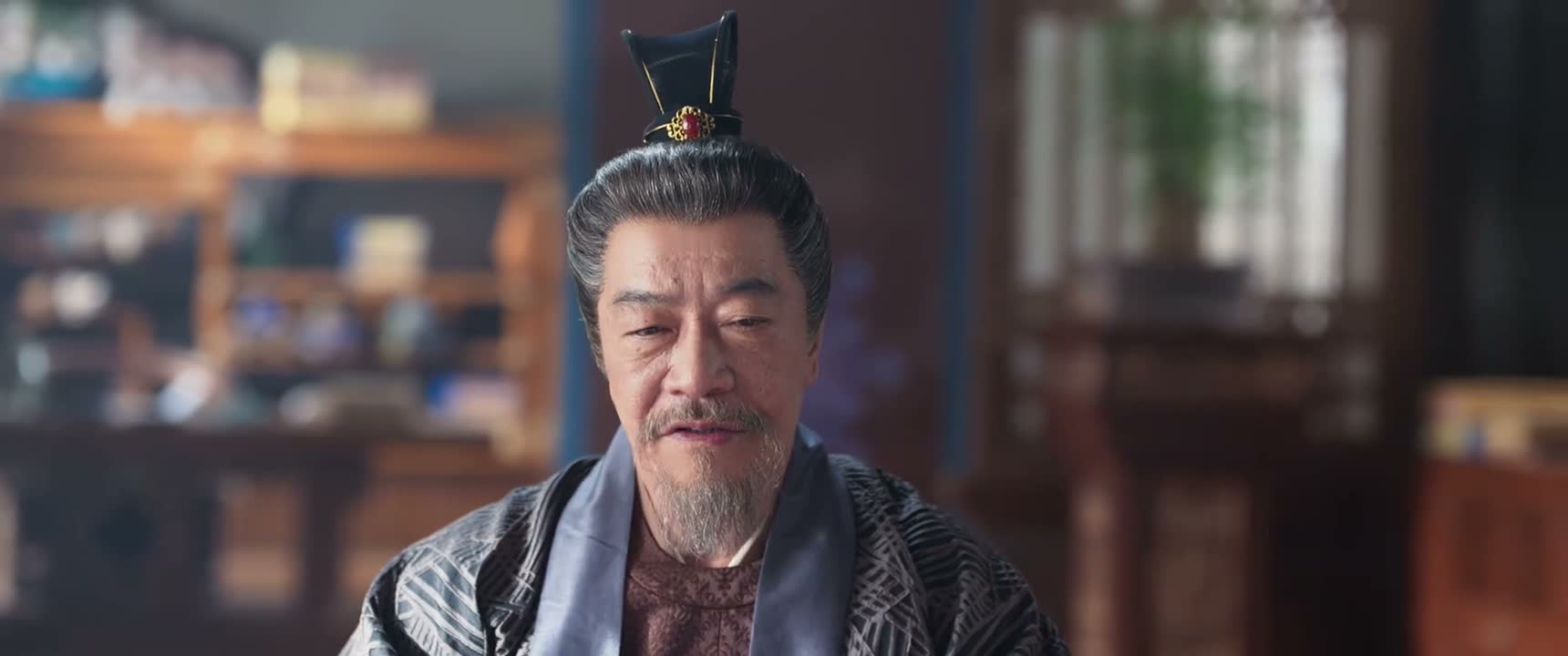 仍旧在虎视眈眈