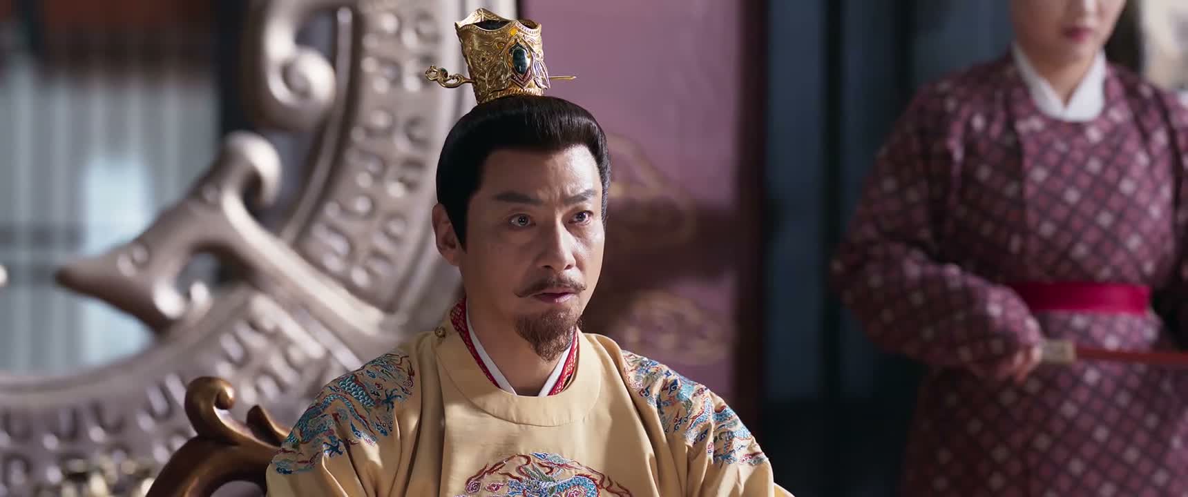 这身打扮是要去哪儿啊