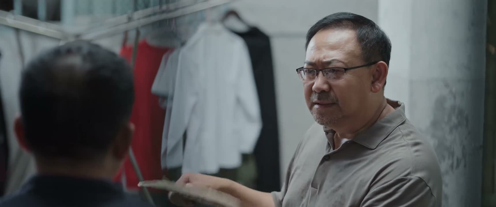 现在干什么呢