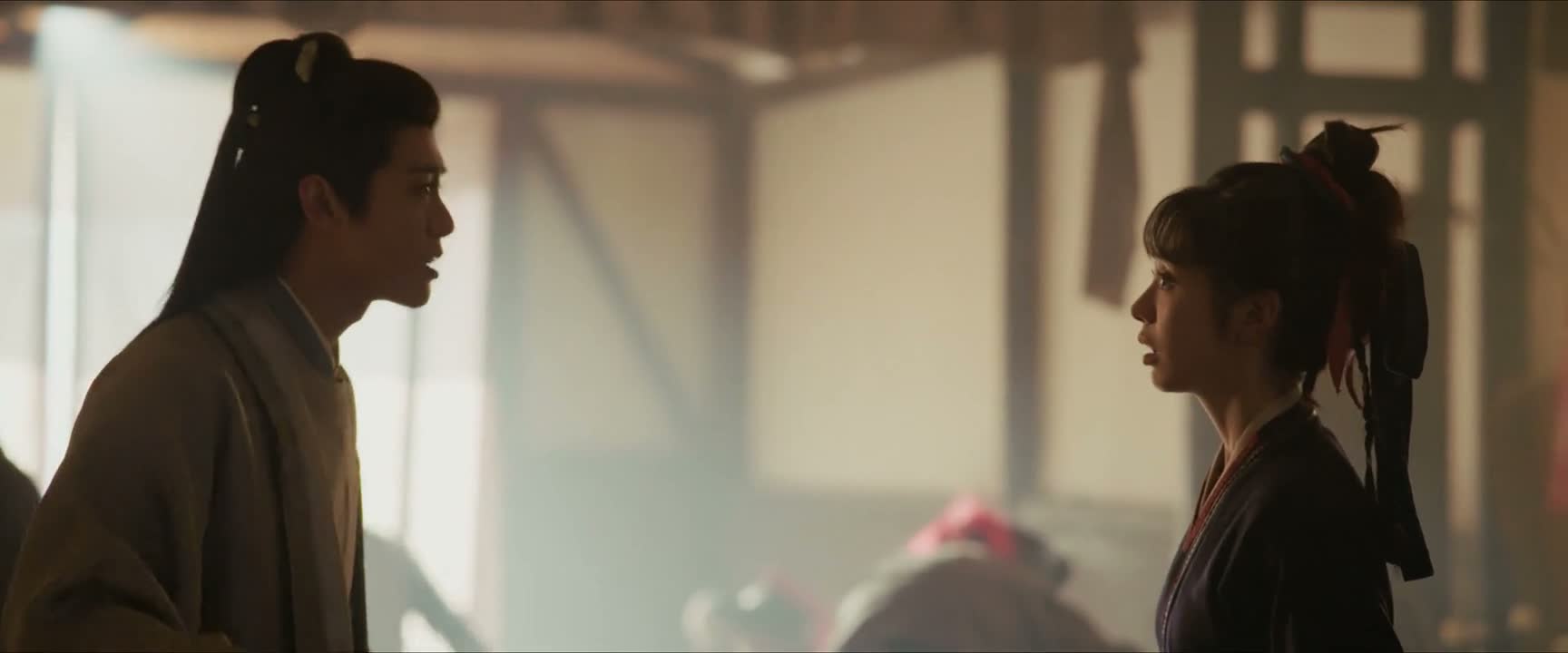 她不在这儿 随我来