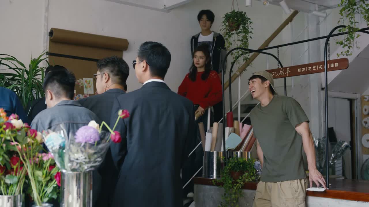 对对 那个我 我们发小
